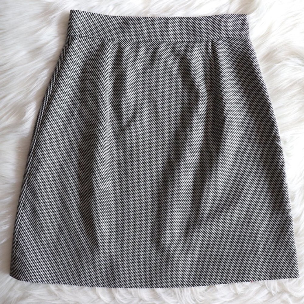 NEW Karen Millen High Rise Wool Mini Skirt Size 4 - Picture 6 of 7